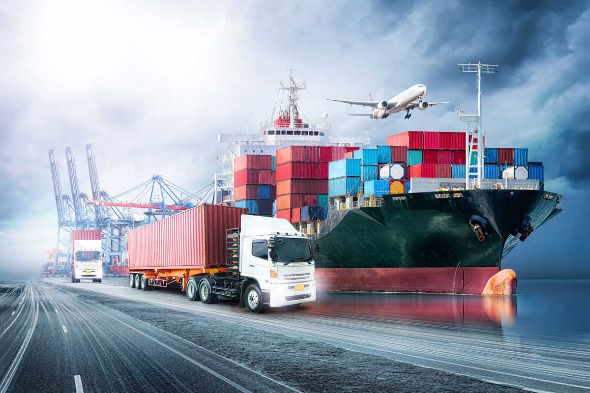 how does freight forwarding work