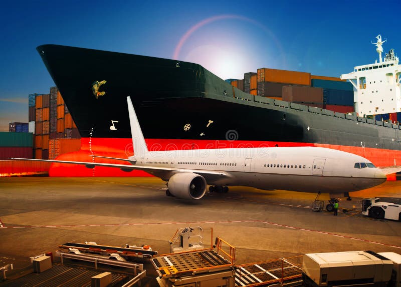 how does freight forwarding work